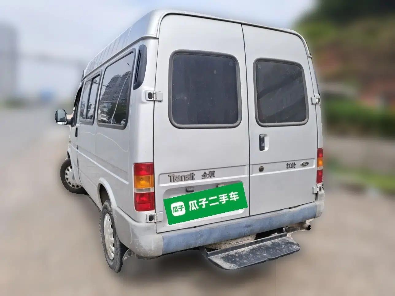 Ford Classic Transit 2015 2.8T Diesel Multi-Function Vehicle Short Wheelbase 6-Seater Mid-Roof Edition JX493ZLQ4 — миниатюра 4