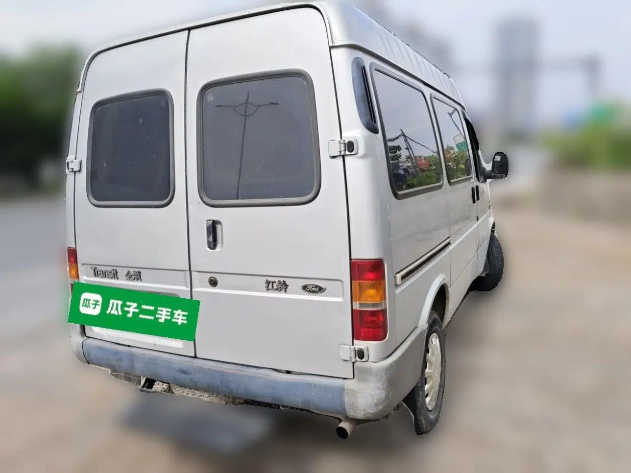 Ford Classic Transit 2015 2.8T Diesel Multi-Function Vehicle Short Wheelbase 6-Seater Mid-Roof Edition JX493ZLQ4 — миниатюра 6
