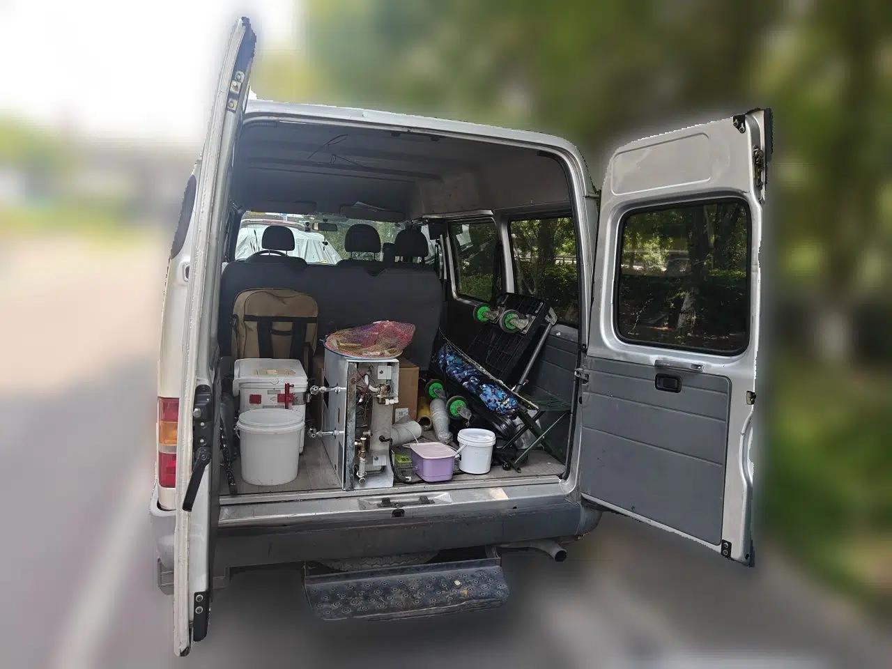 Ford Classic Transit 2016 2.8T Diesel Short-Wheelbase 6-Seater Mid-Roof Multifunction Vehicle JX493ZLQ4 — миниатюра 20