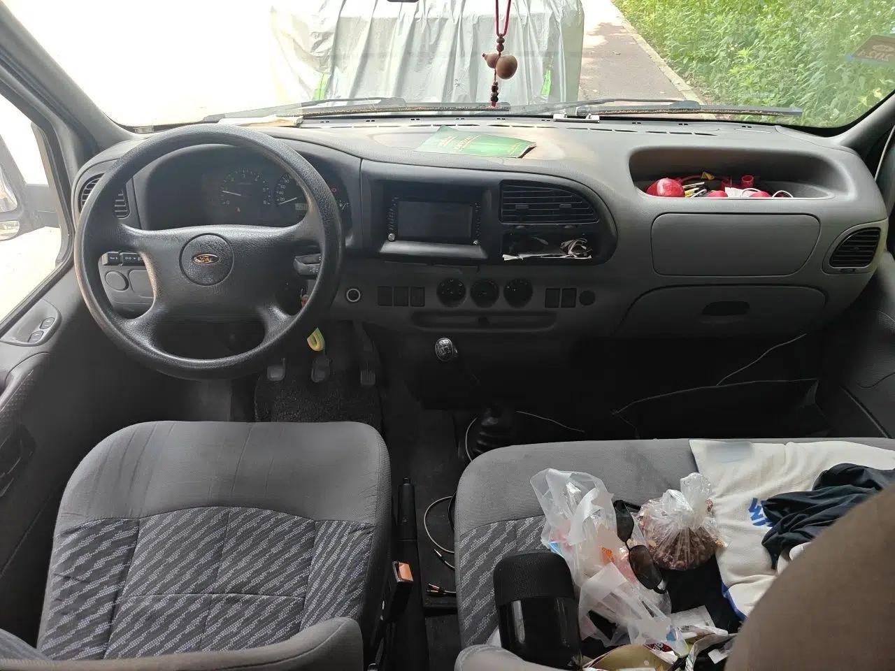 Ford Classic Transit 2016 2.8T Diesel Short-Wheelbase 6-Seater Mid-Roof Multifunction Vehicle JX493ZLQ4 — миниатюра 10