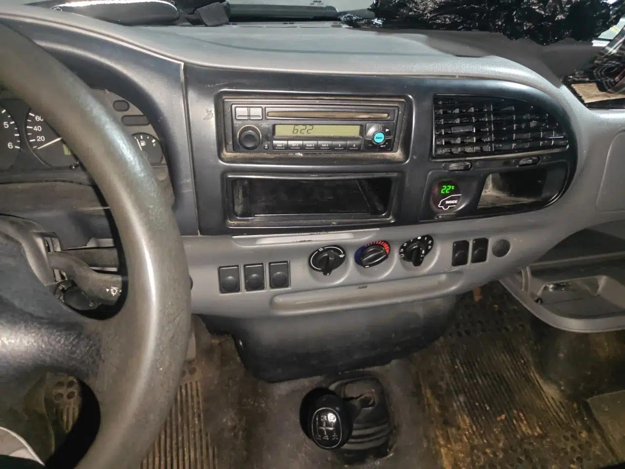 Ford Classic Transit  — миниатюра 14