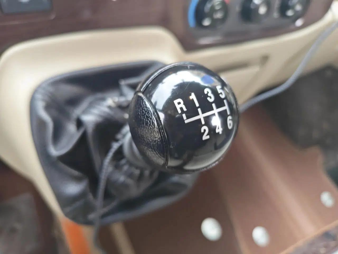 Ford Transit Custom  — миниатюра 15