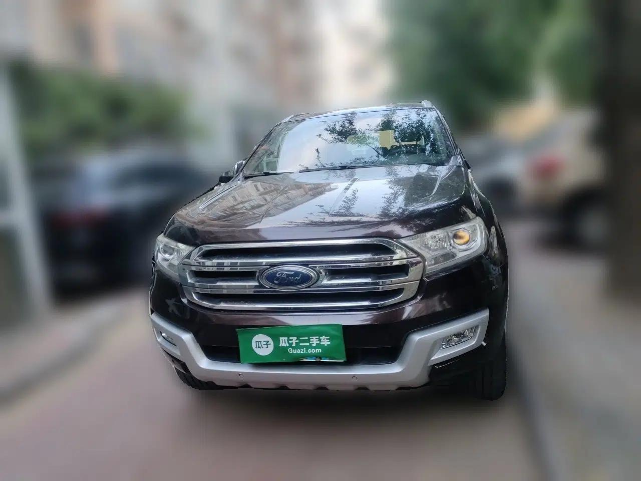 Ford Everest 2016 2.0T Gasoline Automatic 4x4 Flagship Edition — миниатюра 2