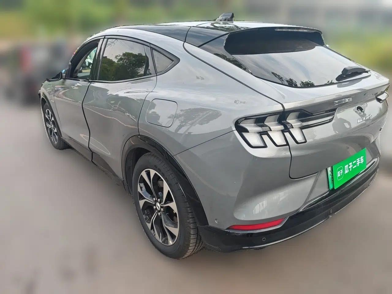 Ford Mustang Mach-E 2021 AION Y Plus Rear-Drive Luxury Edition (Long Range) — миниатюра 4