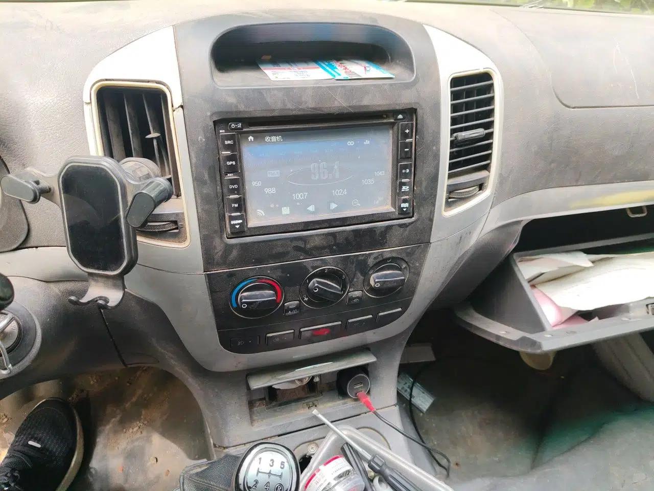 Foton Scenic 2016 2.2L Landscape Express Long-Wheelbase High-Roof 491EQ4 — миниатюра 14