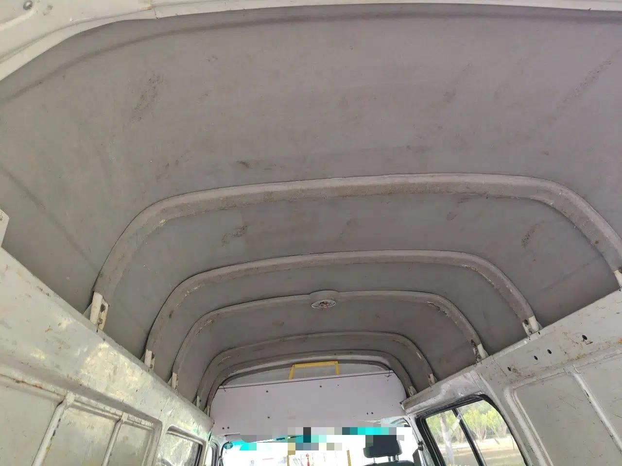 Foton Scenic 2016 2.2L Landscape Express Long-Wheelbase High-Roof 491EQ4 — миниатюра 19