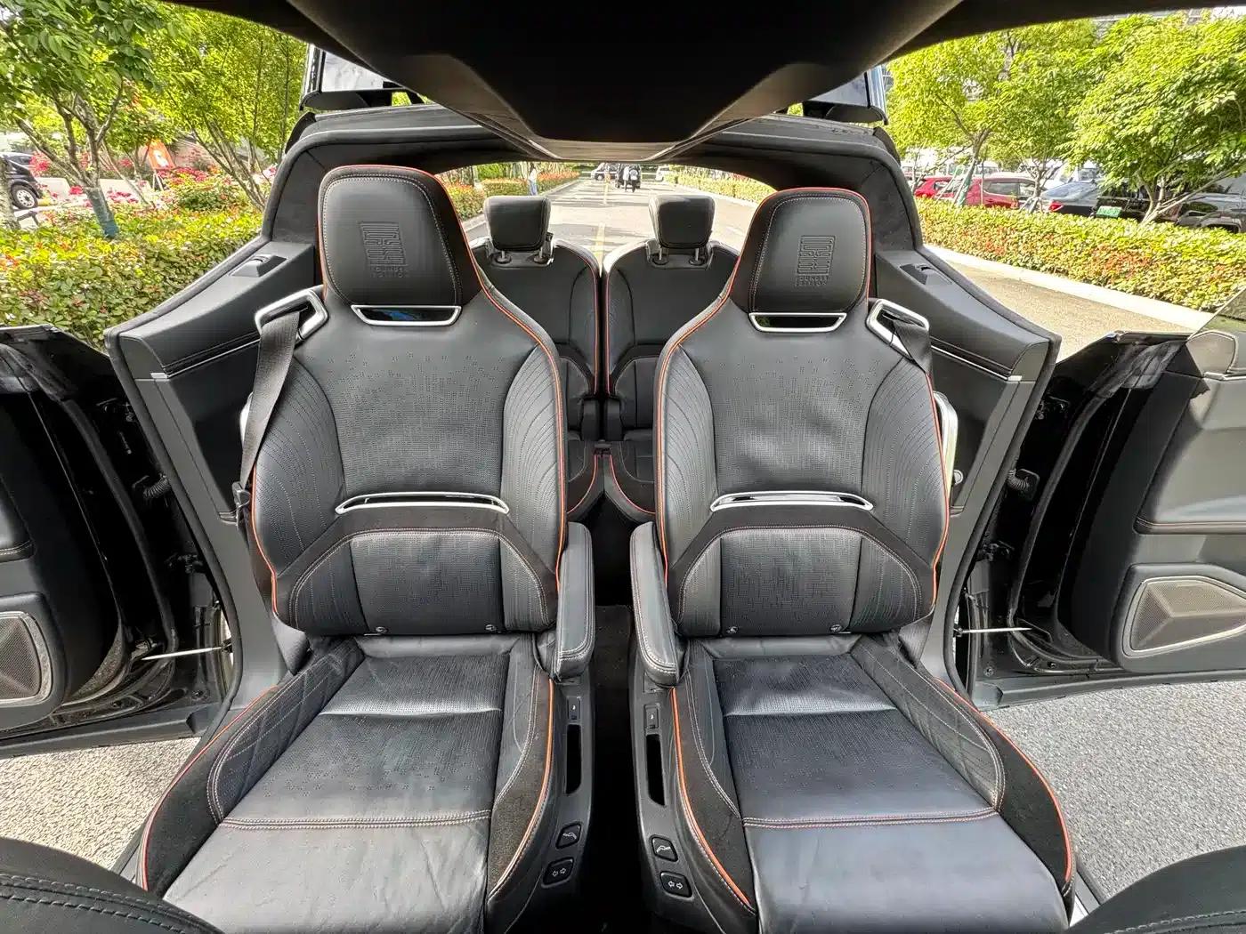 HiPhi X 2021 Flagship Edition 6-seater — миниатюра 18