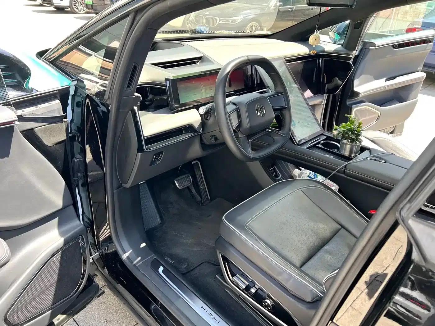 HiPhi X 2021 Luxury 6-seater — миниатюра 4