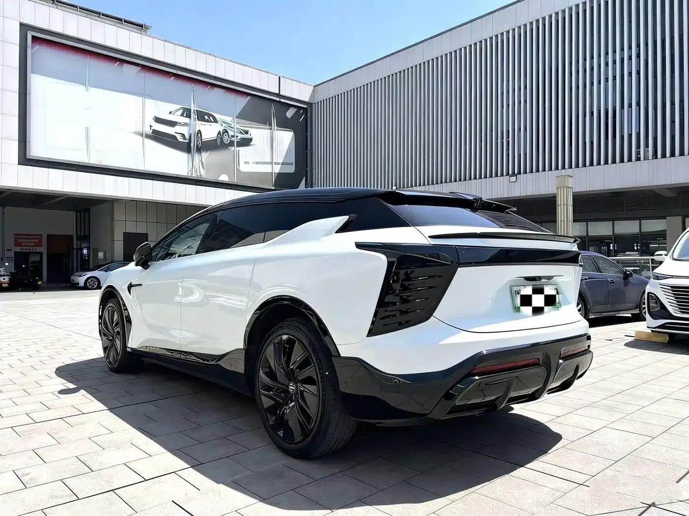 HiPhi X 2021 Luxury 6-seater — миниатюра 7