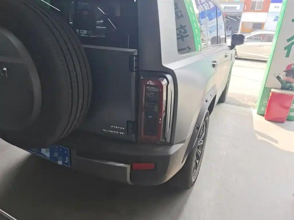 Haval Raptor 2025 Fuel-Powered 2.0T 4WD Ultra — миниатюра 8