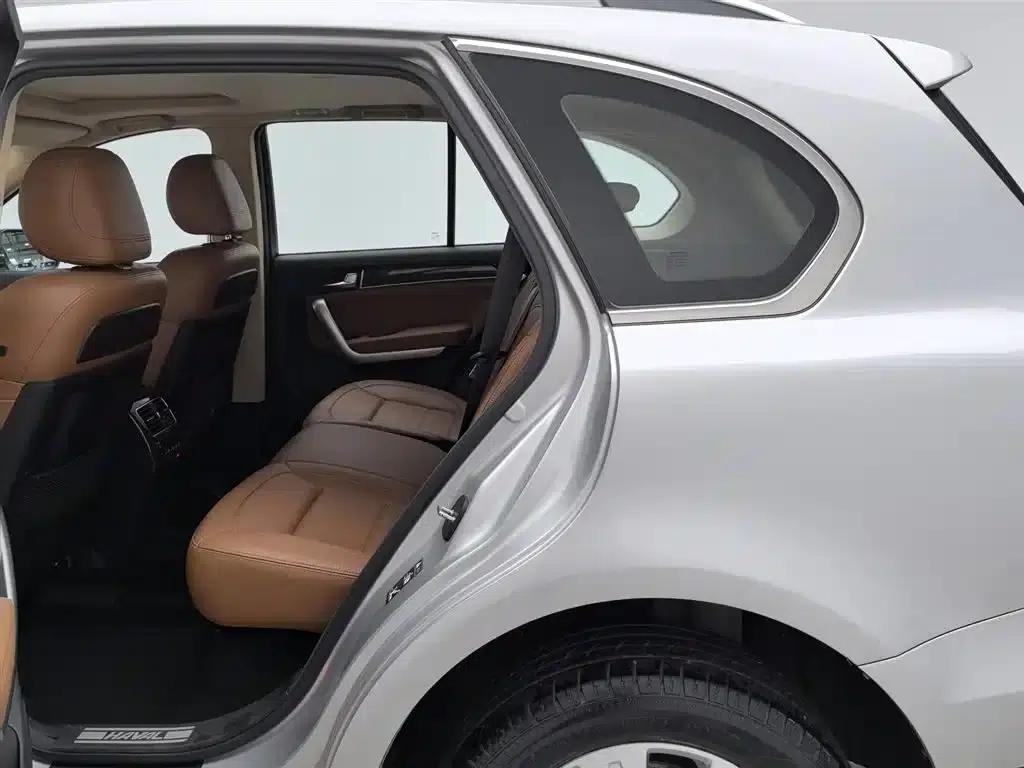 Haval H8 2015 2.0T Two-Wheel Drive Standard Edition — миниатюра 15