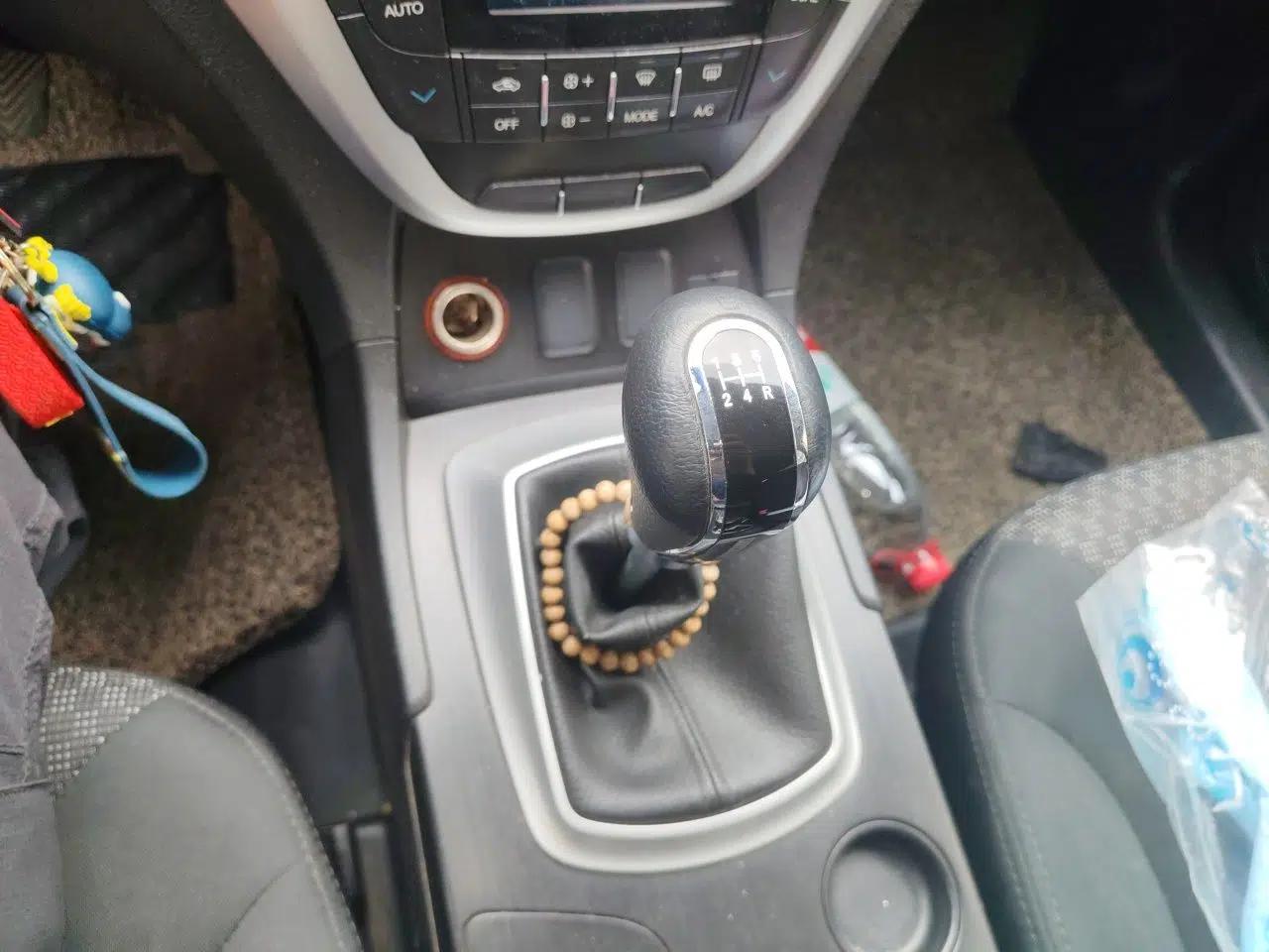 GAC Trumpchi GS5 2012 2.0L Manual Two-Wheel Drive Comfort Edition — миниатюра 15