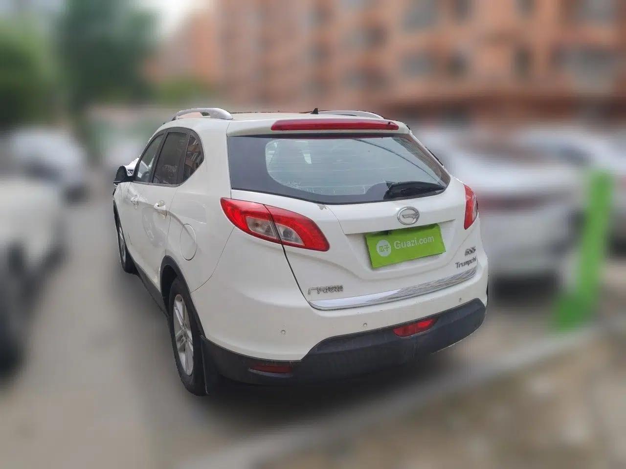 GAC Trumpchi GS5 2012 2.0L Manual Two-Wheel Drive Comfort Edition — миниатюра 4