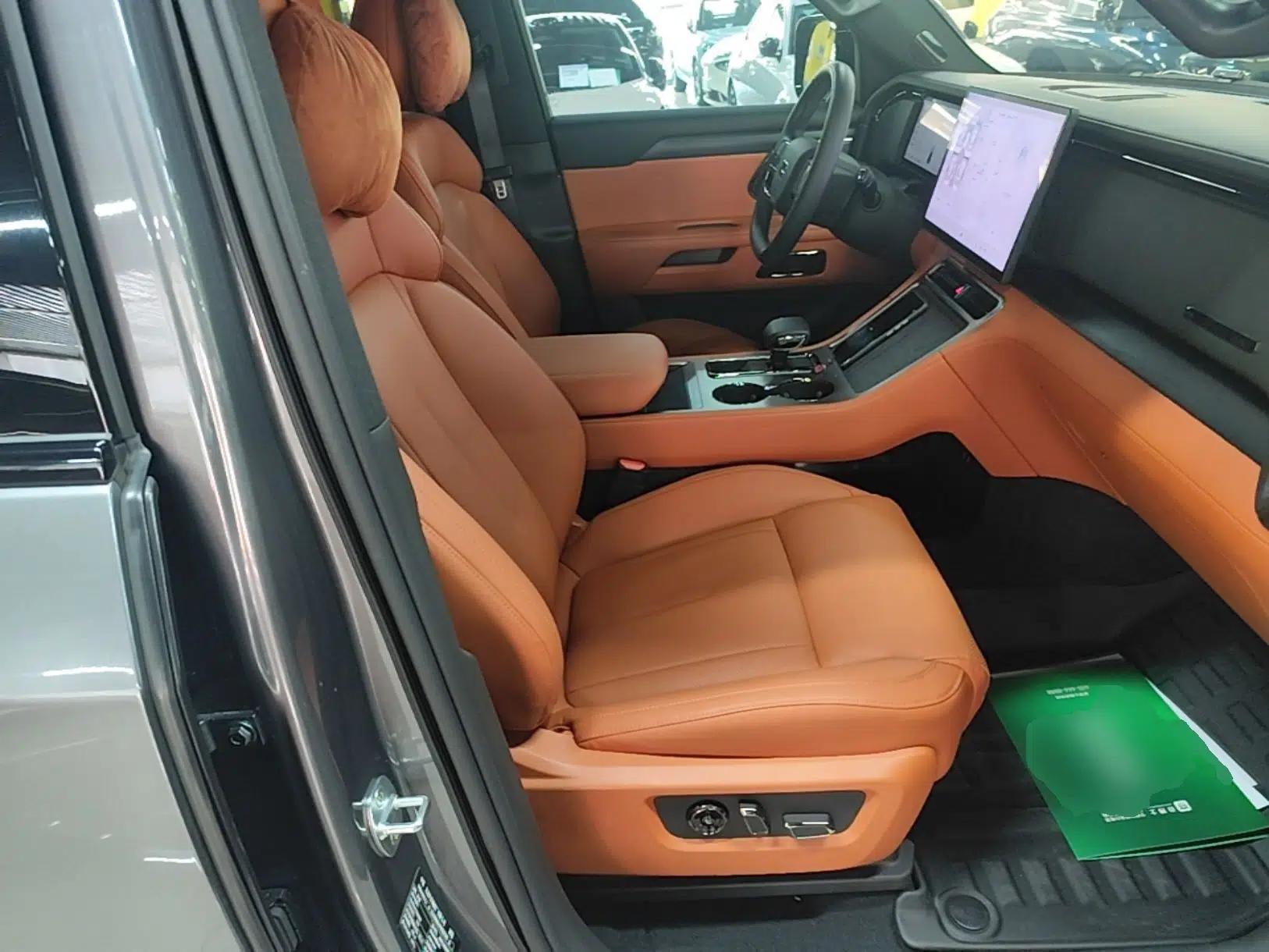 Polestones 01 2023 Deluxe 6-Seater Version — миниатюра 12