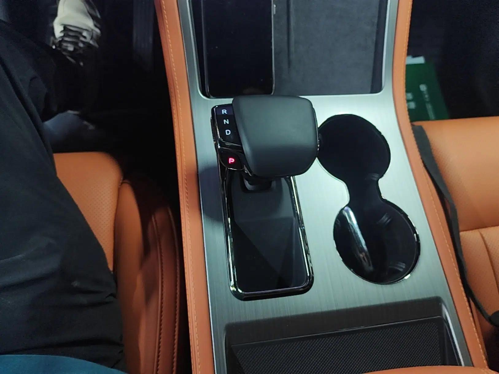 Polestones 01 2023 Deluxe 6-Seater Version — миниатюра 17