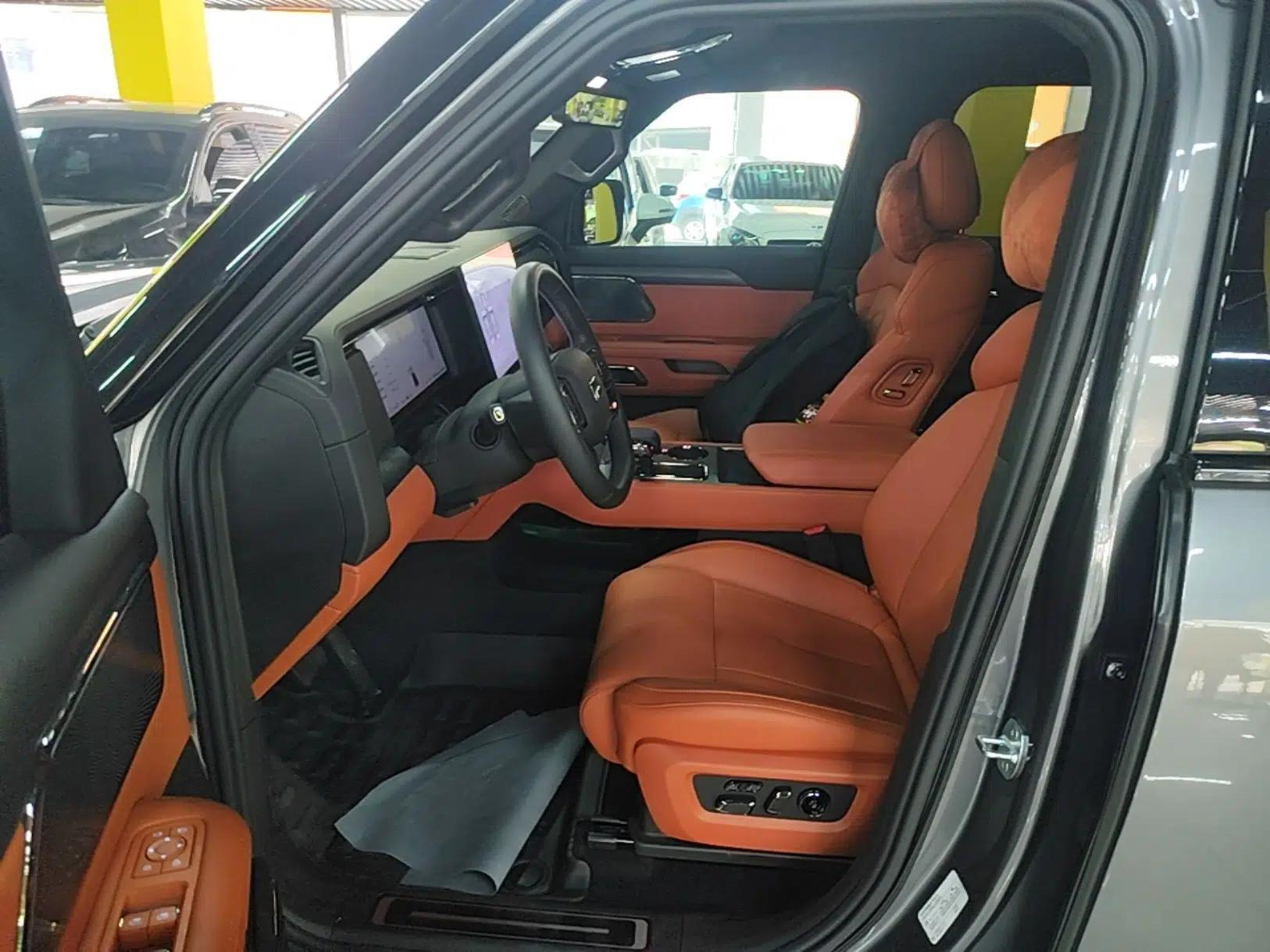 Polestones 01 2023 Deluxe 6-Seater Version — миниатюра 18
