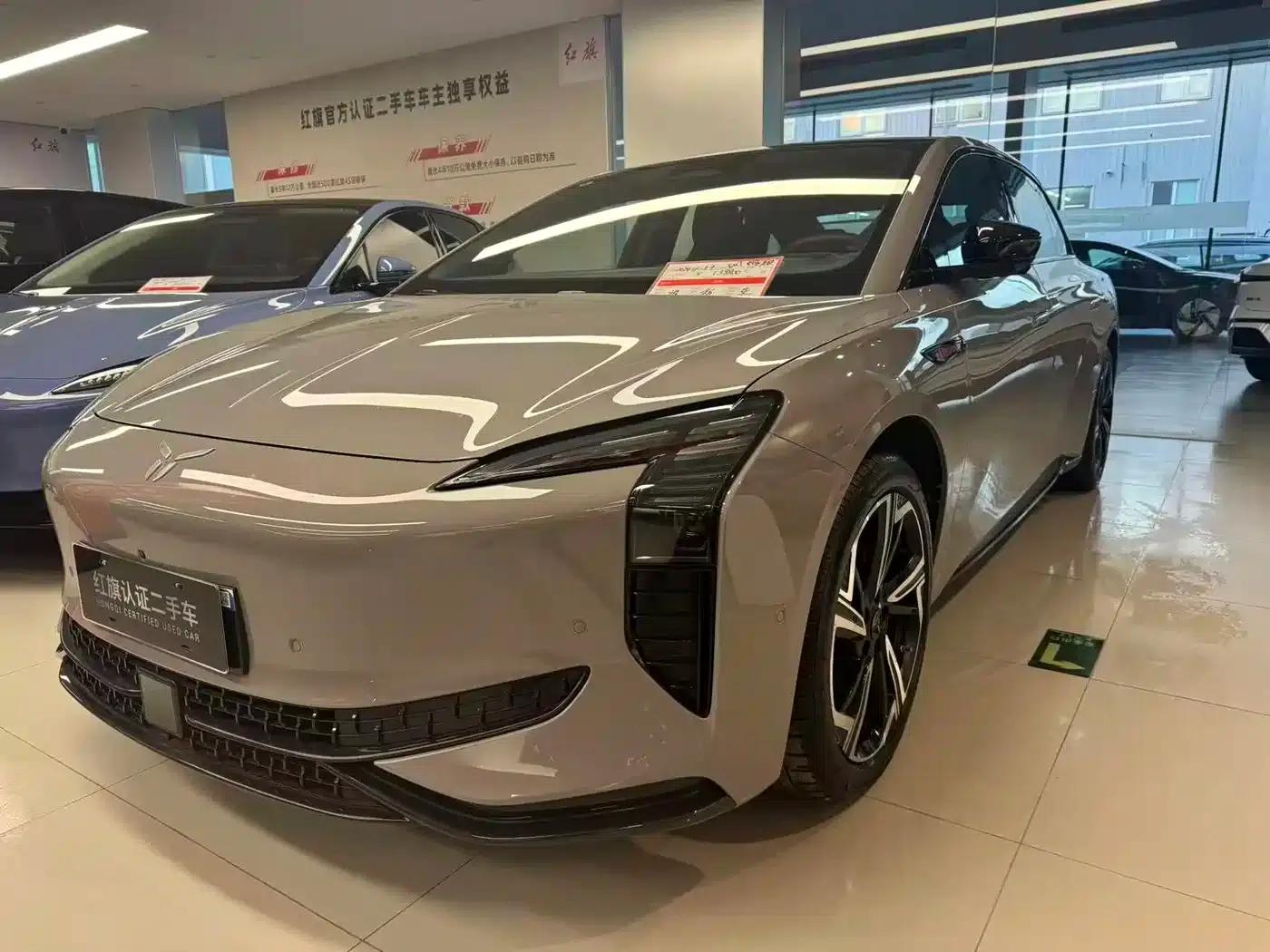 Hongqi EH7 2024 760 Pro+ AWD Edition — миниатюра 1