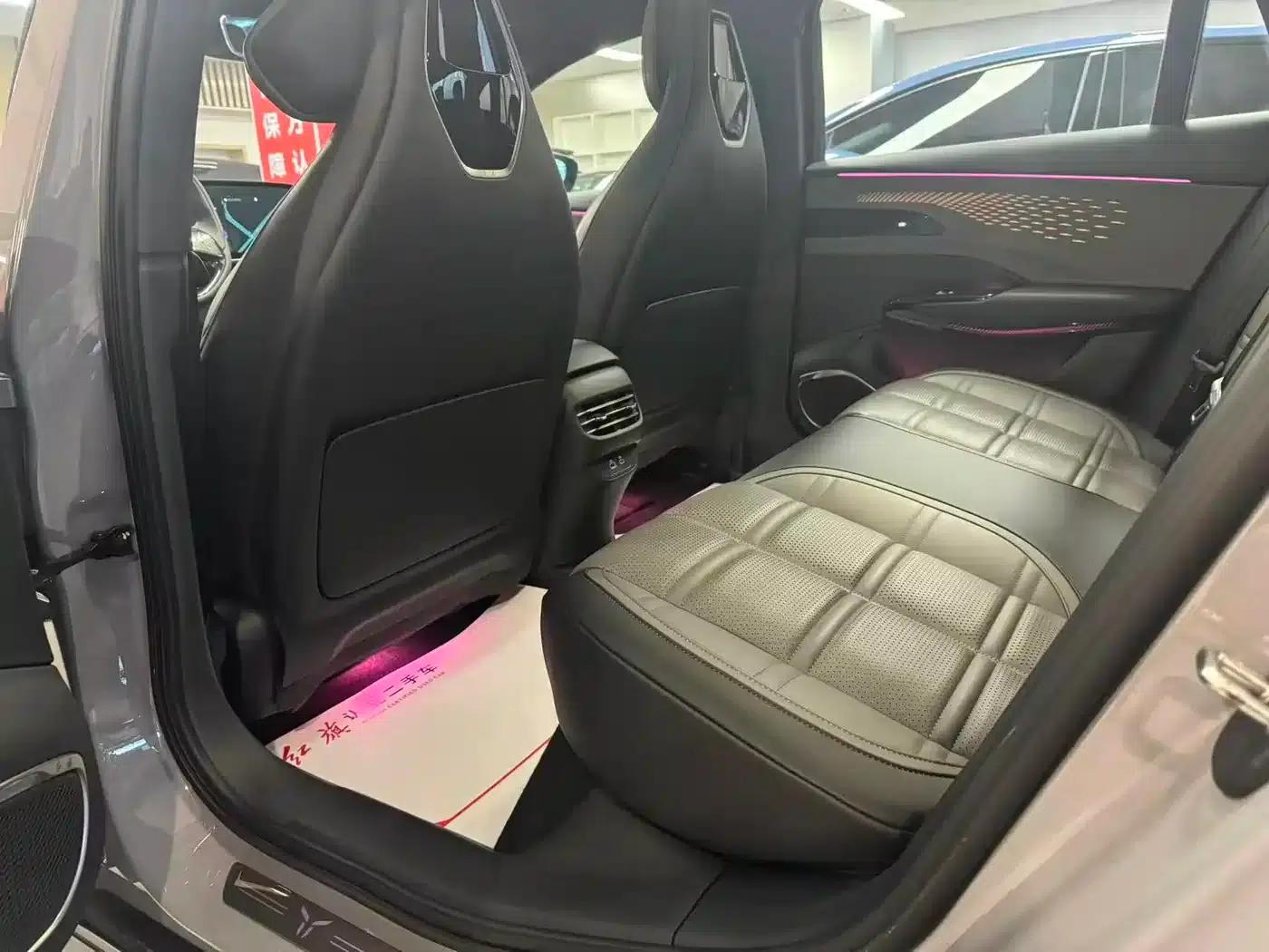 Hongqi EH7 2024 760 Pro+ AWD Edition — миниатюра 4