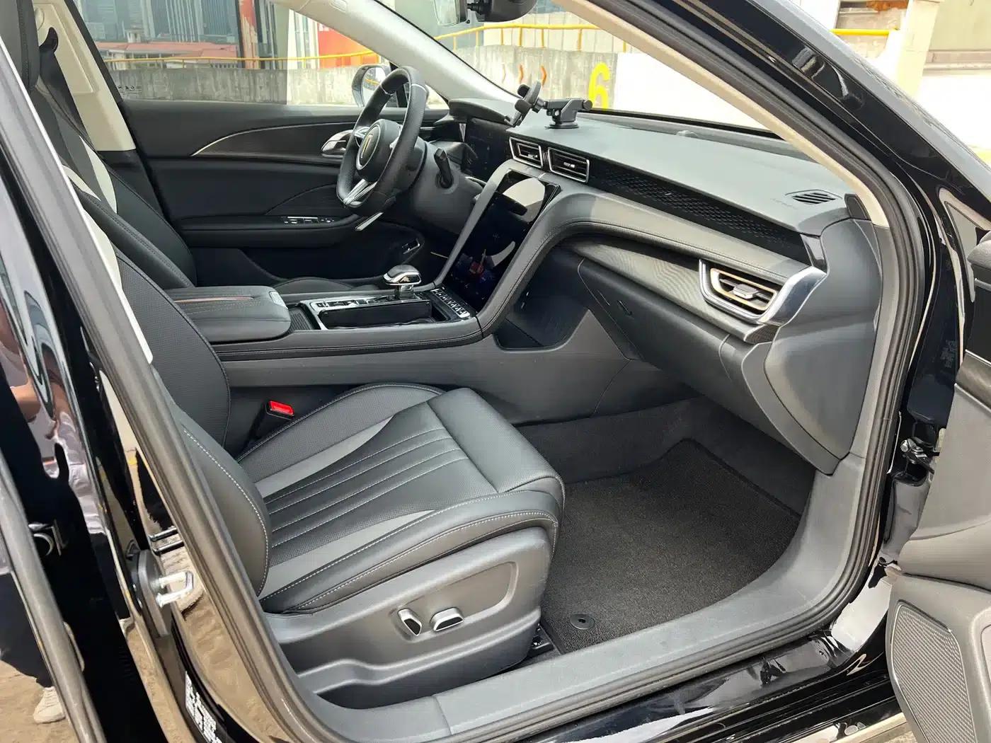 Hongqi H6 2023 2.0T Premium Edition — миниатюра 6
