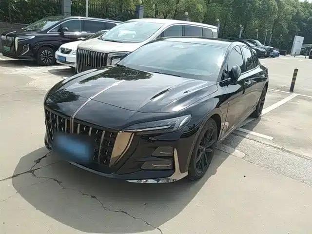 Hongqi H6 2024 2.0T Premium Edition