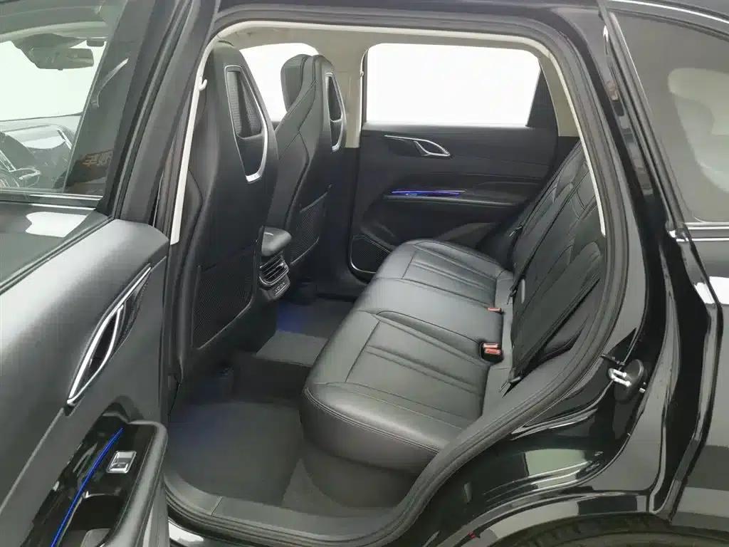 Hongqi HS3 2023 1.5T 2WD Goodness Edition — миниатюра 15