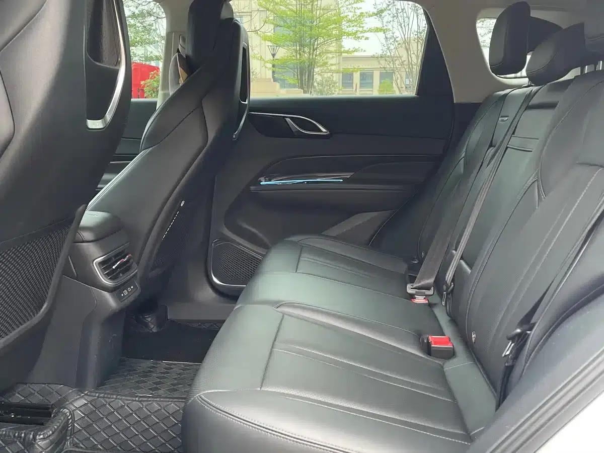 Hongqi HS3 2023 2.0T Two-Wheel Drive — миниатюра 5