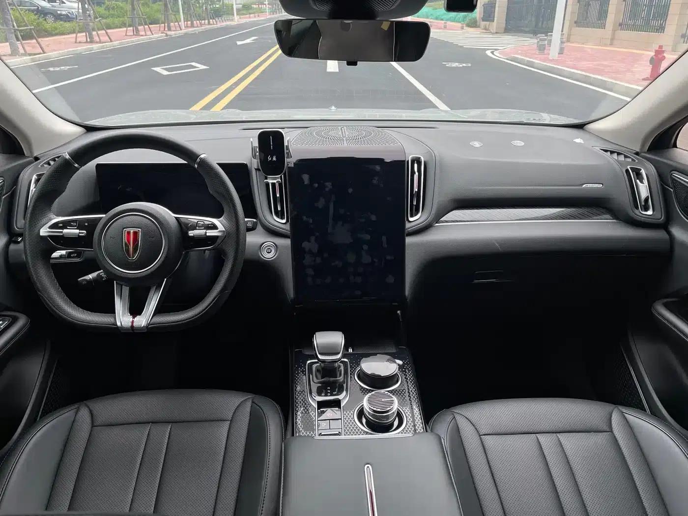 Hongqi HS3 2023 2.0T Two-Wheel Drive — миниатюра 6