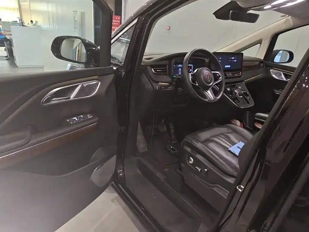 Hongqi HQ9 PHEV 2024 2.0T AWD Luxury Edition — миниатюра 16