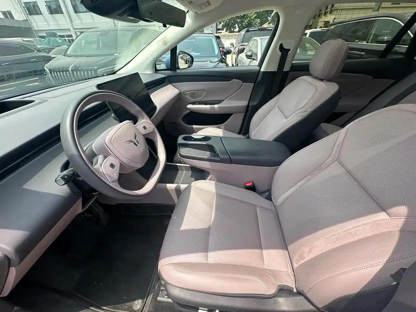 Hongqi Tiangong 06 2025 660 4WD Smart Selection Edition — миниатюра 12