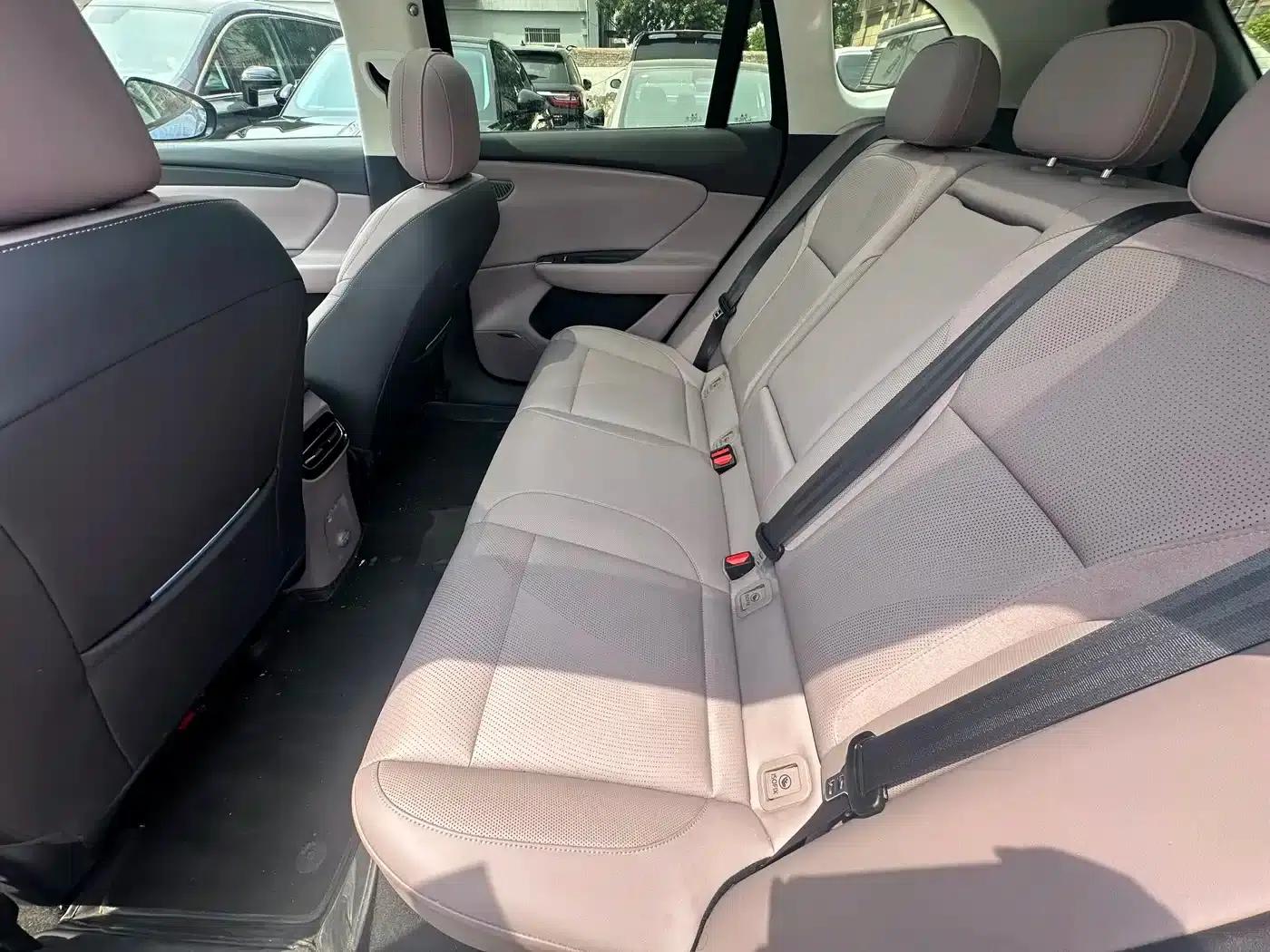 Hongqi Tiangong 06 2025 660 4WD Smart Selection Edition — миниатюра 13