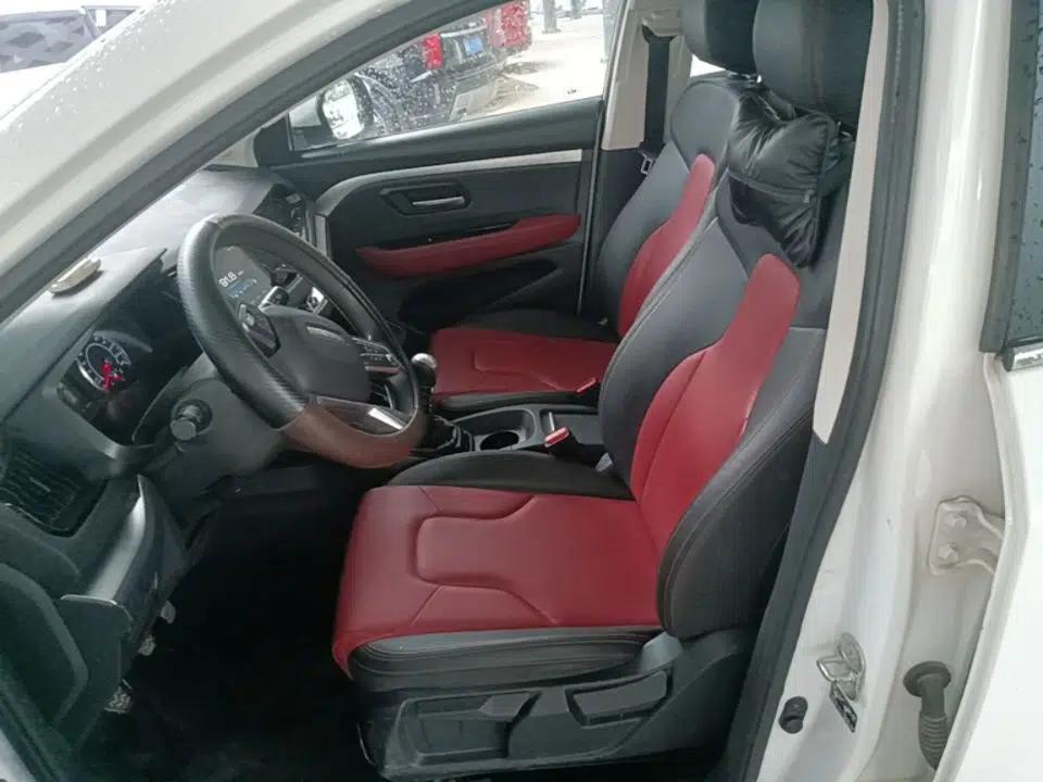 Haval H2s 2018 1.5T Manual Fashion Model — миниатюра 18