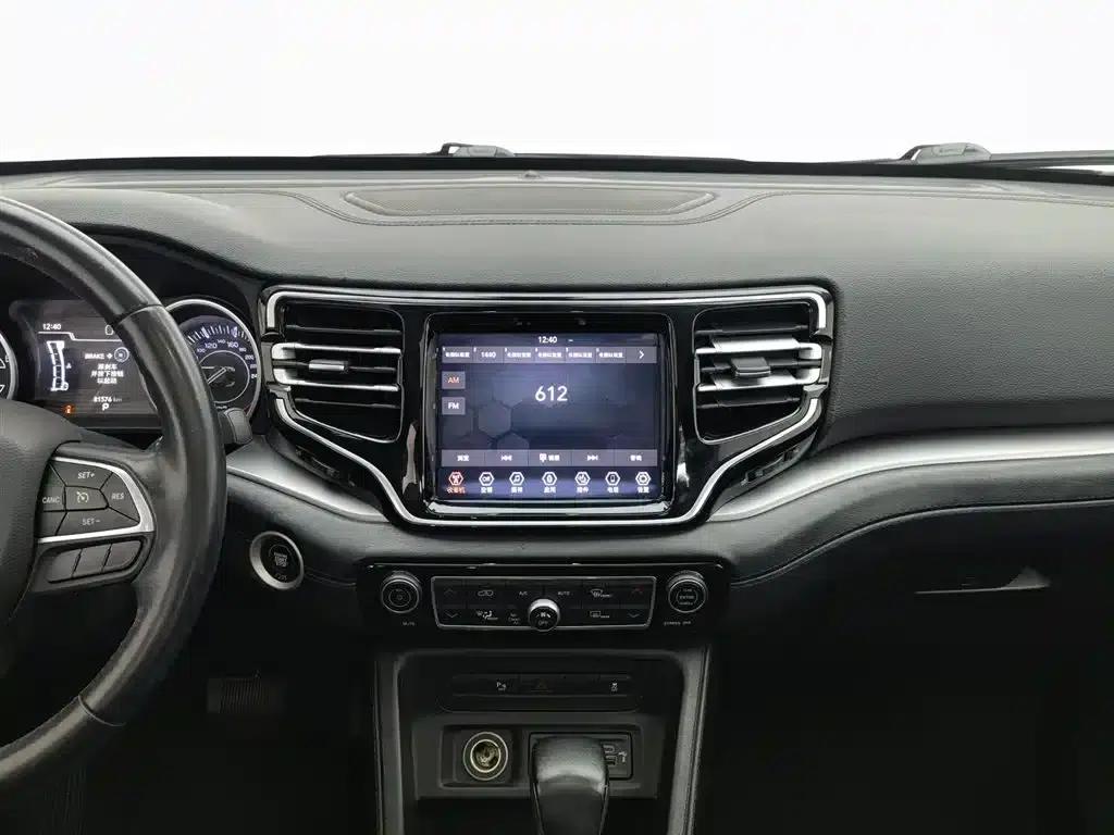 Commander 2018 2.0T 2WD Enjoy Edition (National V Emission Standard) — миниатюра 12