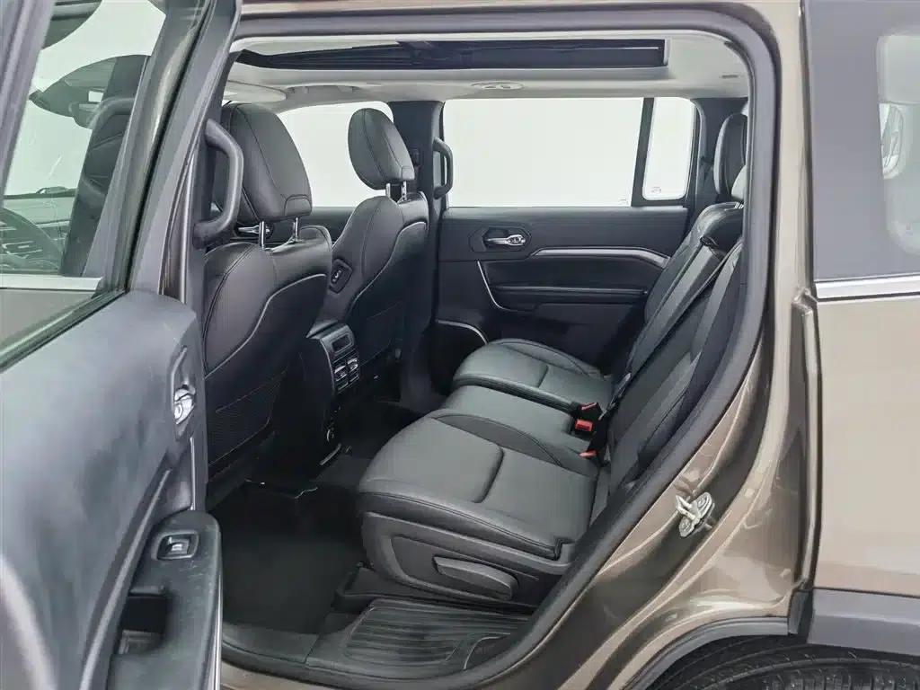Commander 2018 2.0T 2WD Enjoy Edition (National V Emission Standard) — миниатюра 15