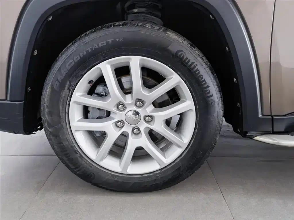 Commander 2018 2.0T 2WD Enjoy Edition (National V Emission Standard) — миниатюра 17