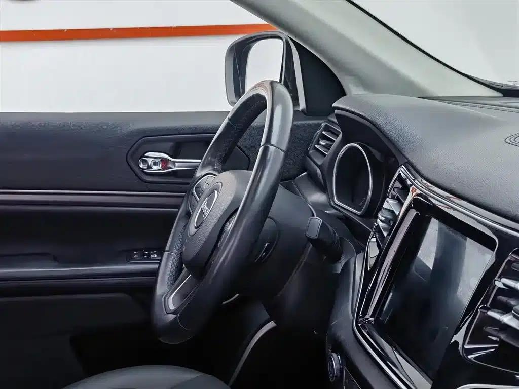 Commander 2018 2.0T 2WD Enjoy Edition (National V Emission Standard) — миниатюра 22