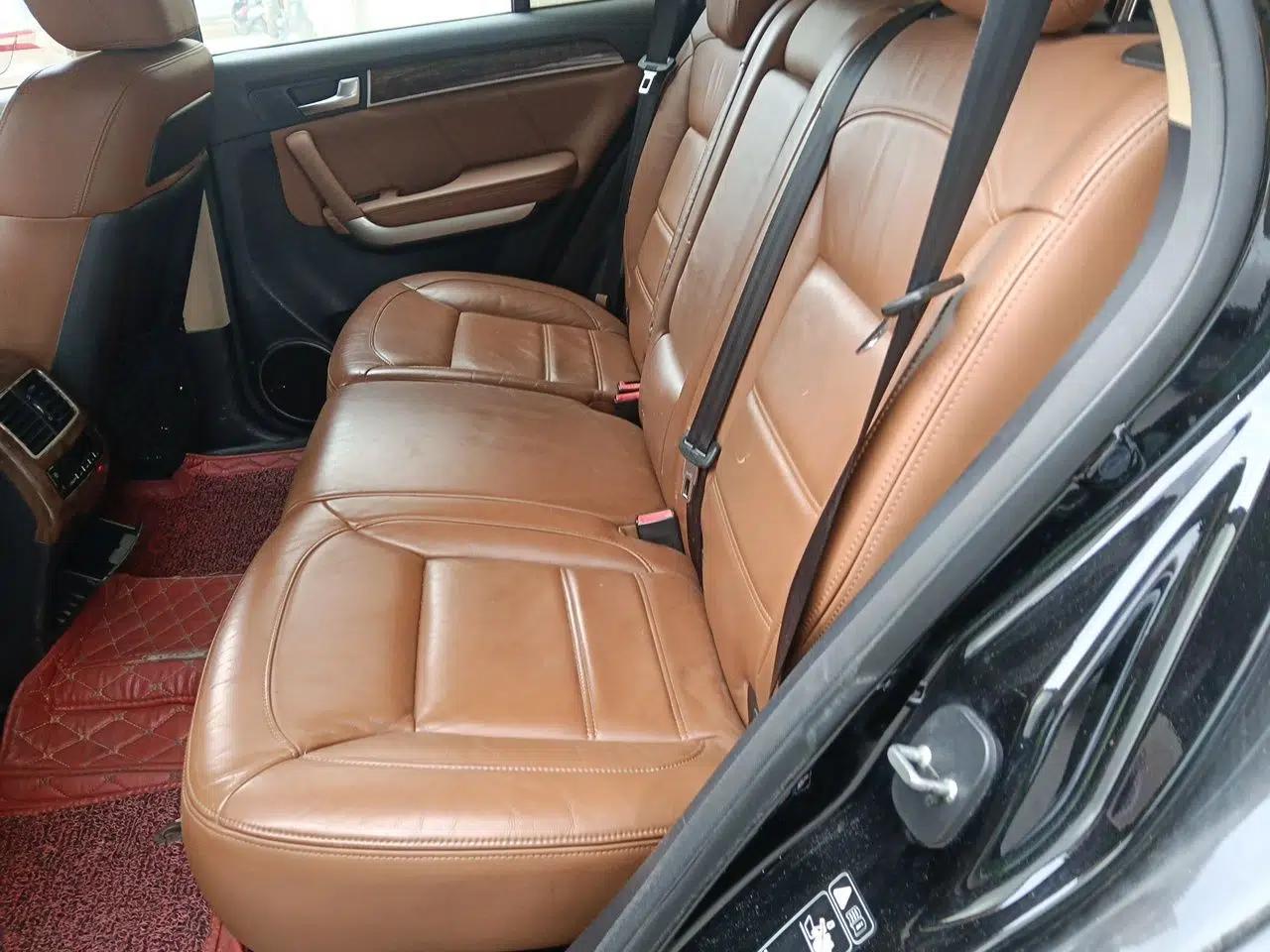 Haval H8 2015 2.0T Two-Wheel-Drive Luxury Version — миниатюра 18