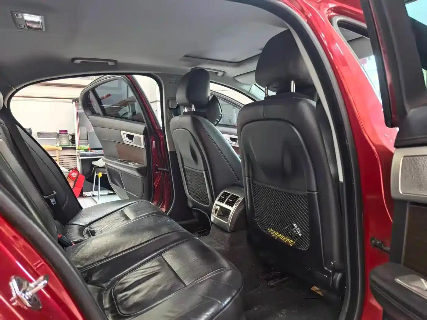 2013 Jaguar XF 2.0T Elegance Edition — миниатюра 6