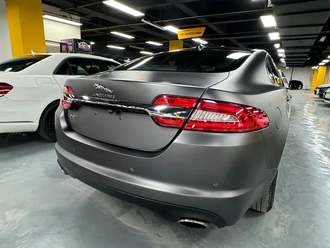2014 Jaguar XF 2.0T Elegance Edition — миниатюра 11