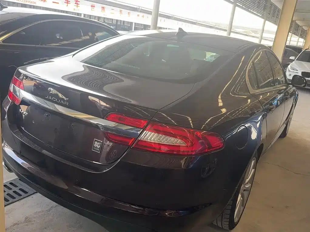 Jaguar XF 2015 XF 2.0T 80th Anniversary Edition — миниатюра 7