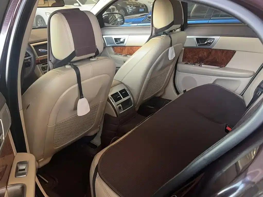 Jaguar XF 2015 XF 2.0T 80th Anniversary Edition — миниатюра 9