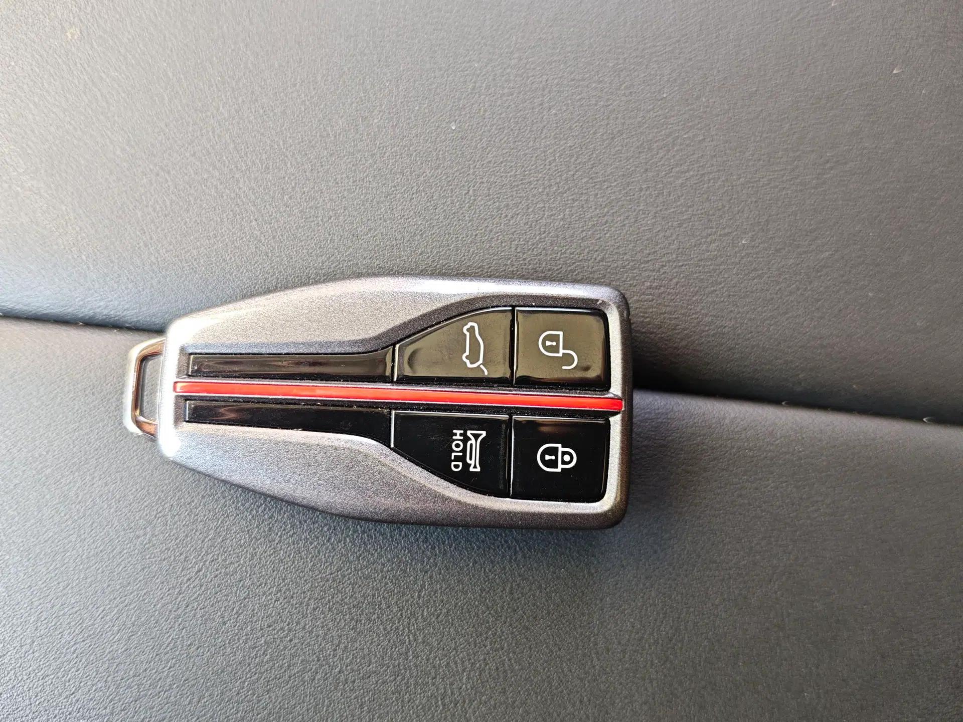 Hongqi HS7 2021 2.0T DCT Two-Wheel Drive Smart Connect Flagship Edition — миниатюра 20