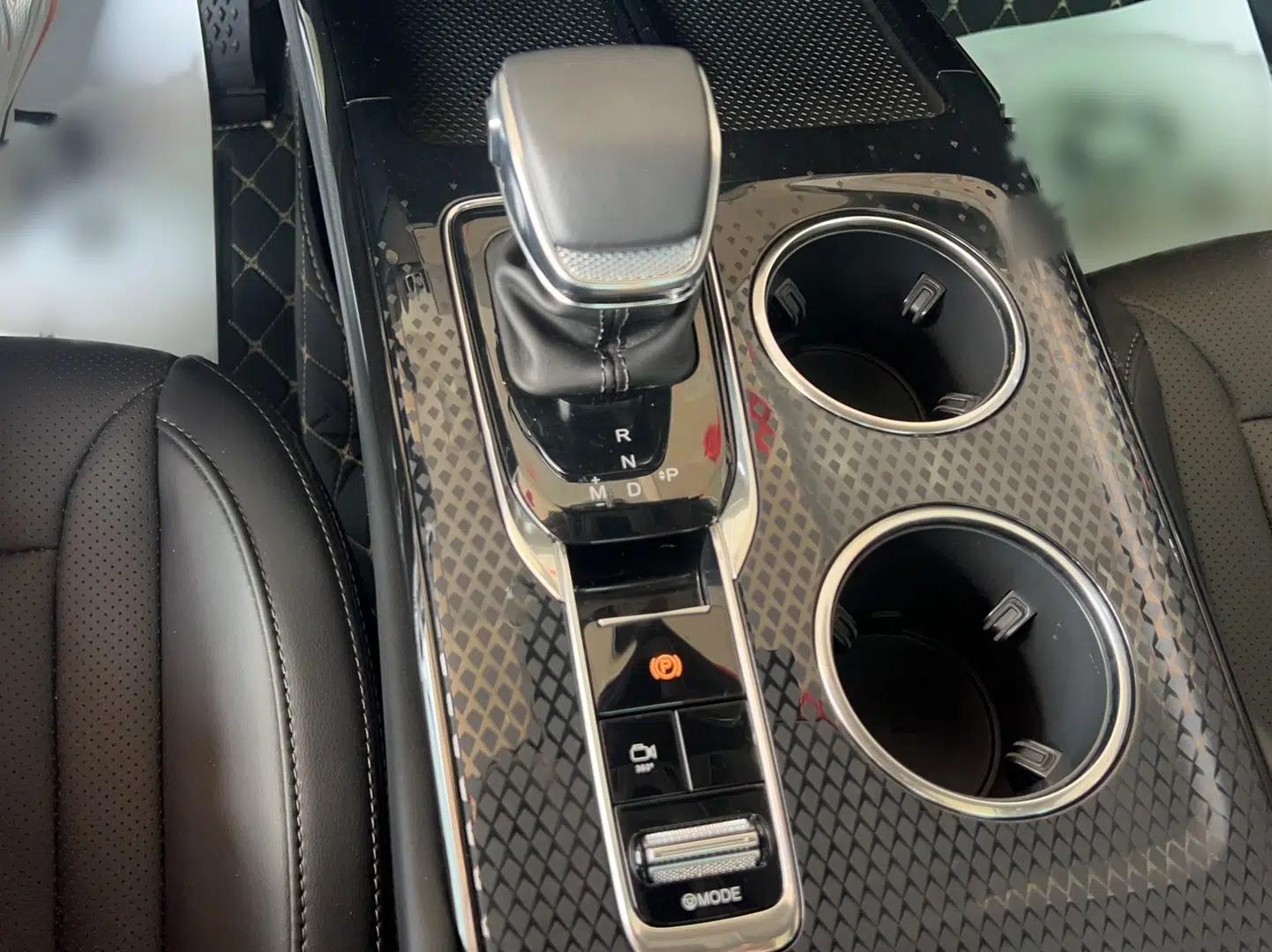 Hongqi HS3 2023 1.5T Two-Wheel Drive Shanwei Edition — миниатюра 12