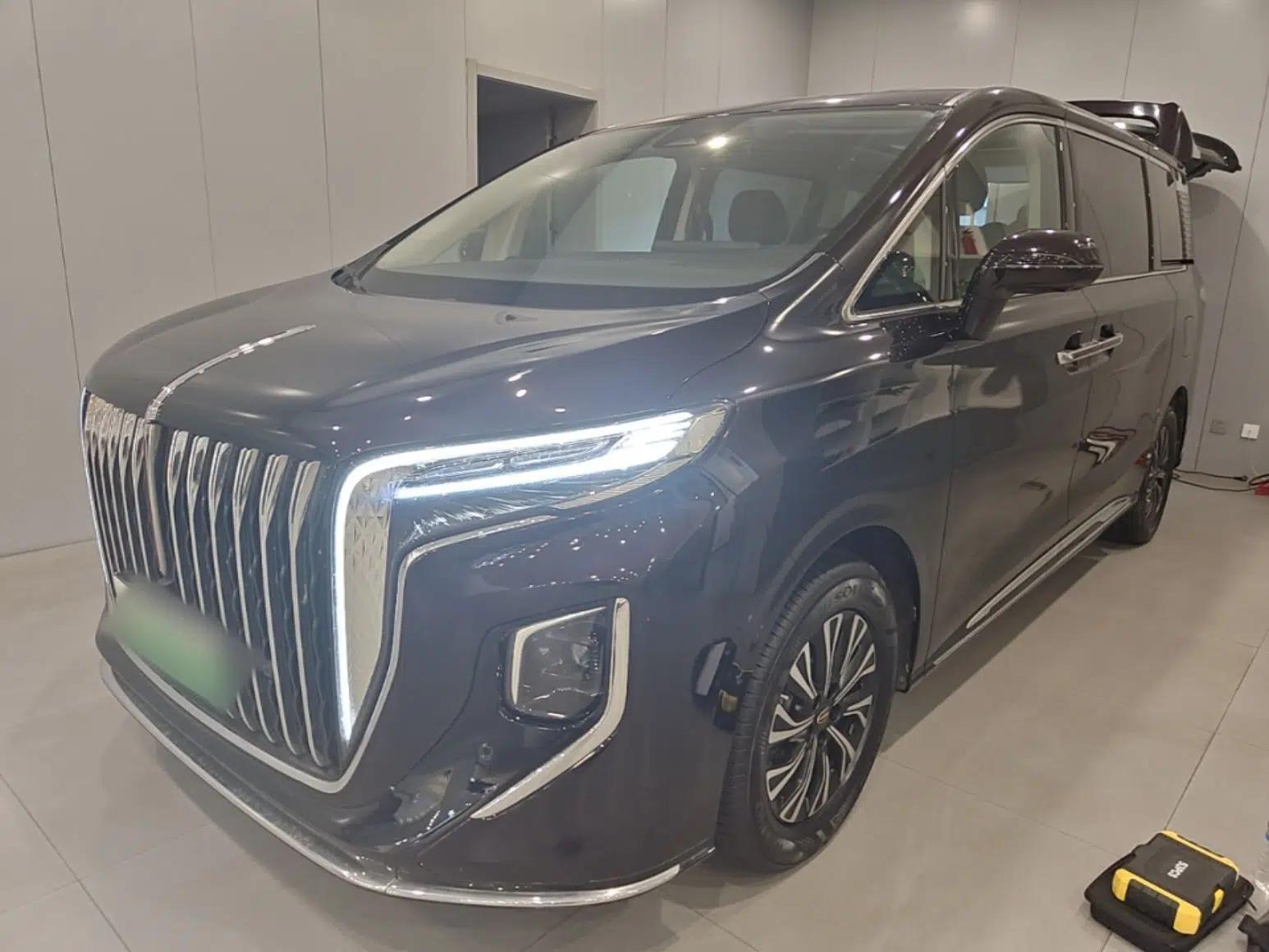 Hongqi HQ9 PHEV 2024 2.0T Four-Wheel Drive Luxury Edition — миниатюра 1