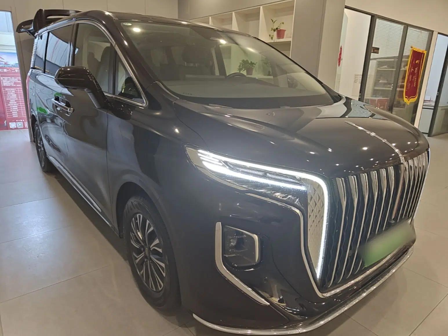 Hongqi HQ9 PHEV 2024 2.0T Four-Wheel Drive Luxury Edition — миниатюра 3