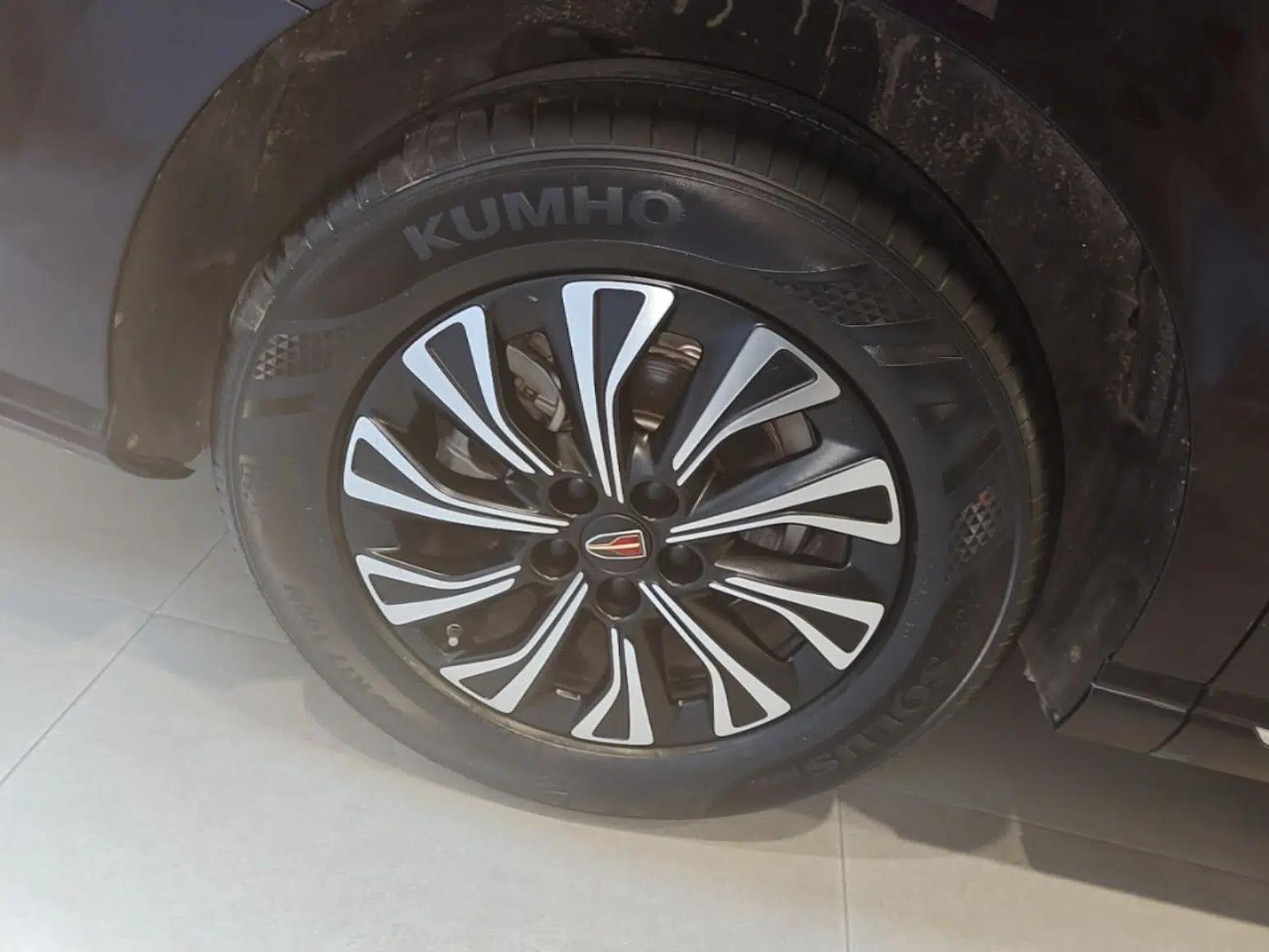 Hongqi HQ9 PHEV 2024 2.0T Four-Wheel Drive Luxury Edition — миниатюра 10
