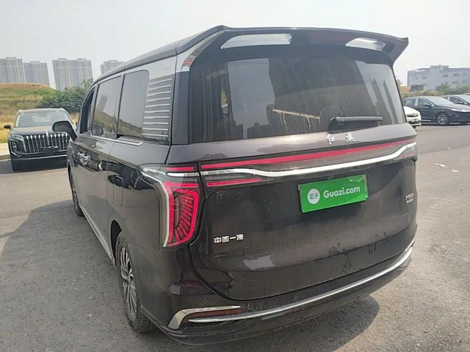 Hongqi HQ9 PHEV 2024 2.0T Four-Wheel Drive Business Edition — миниатюра 4
