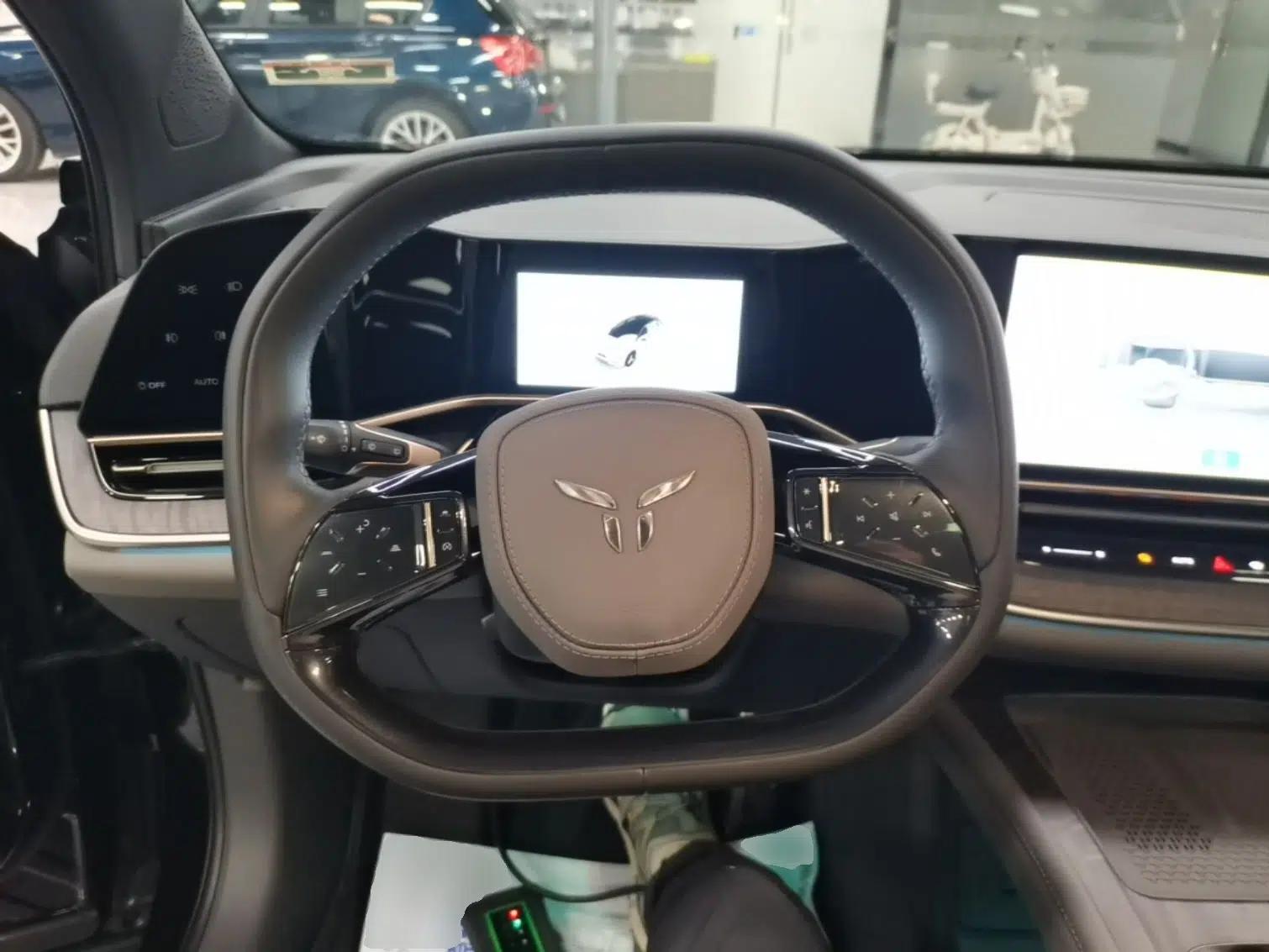 Hongqi Tiangong 08 2025 680 All-Wheel Drive Smart Selection Edition — миниатюра 14
