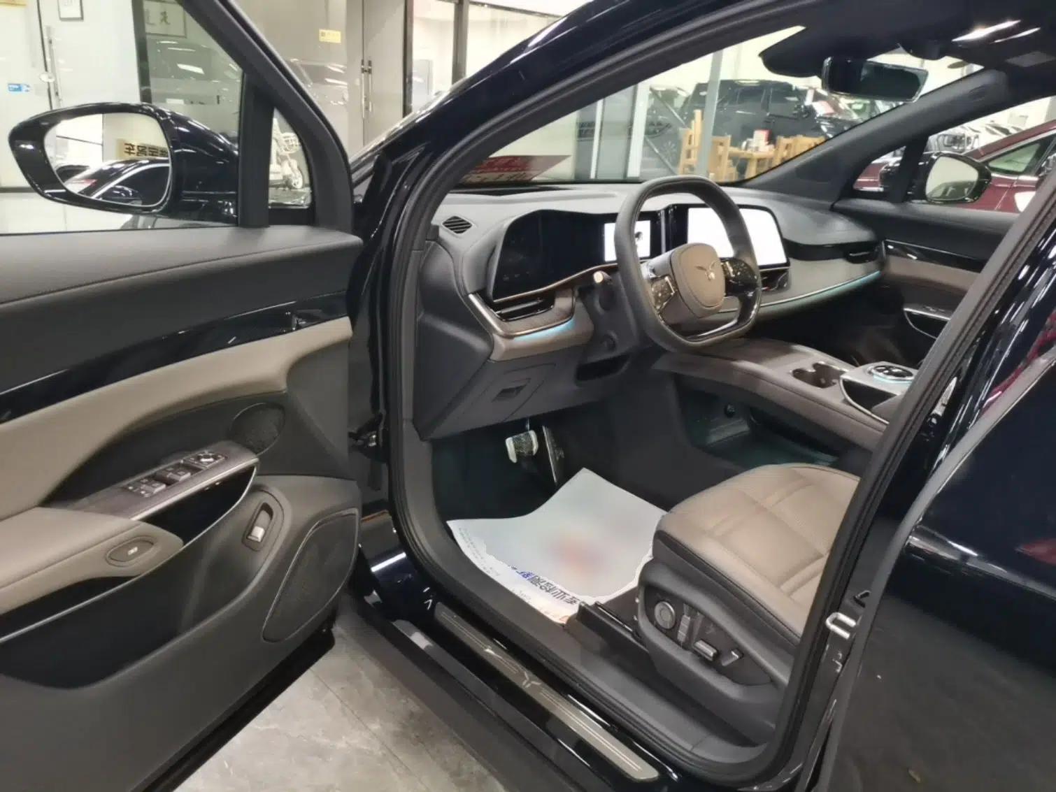 Hongqi Tiangong 08 2025 680 All-Wheel Drive Smart Selection Edition — миниатюра 19
