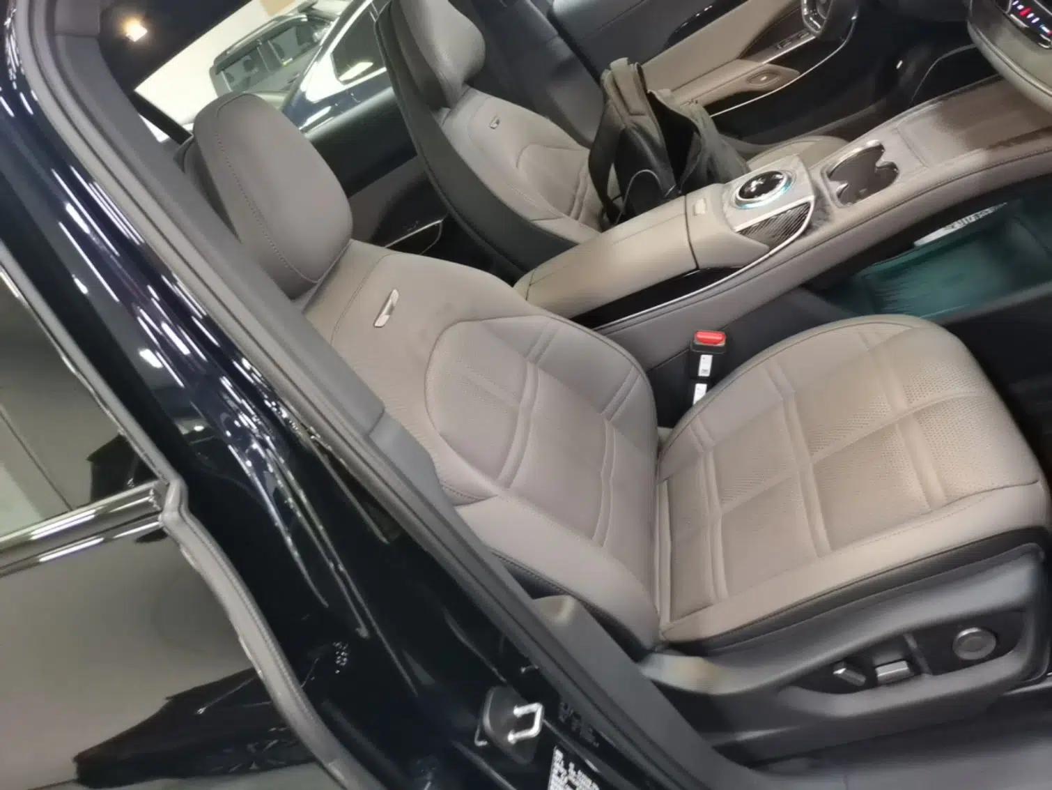 Hongqi Tiangong 08 2025 680 All-Wheel Drive Smart Selection Edition — миниатюра 23