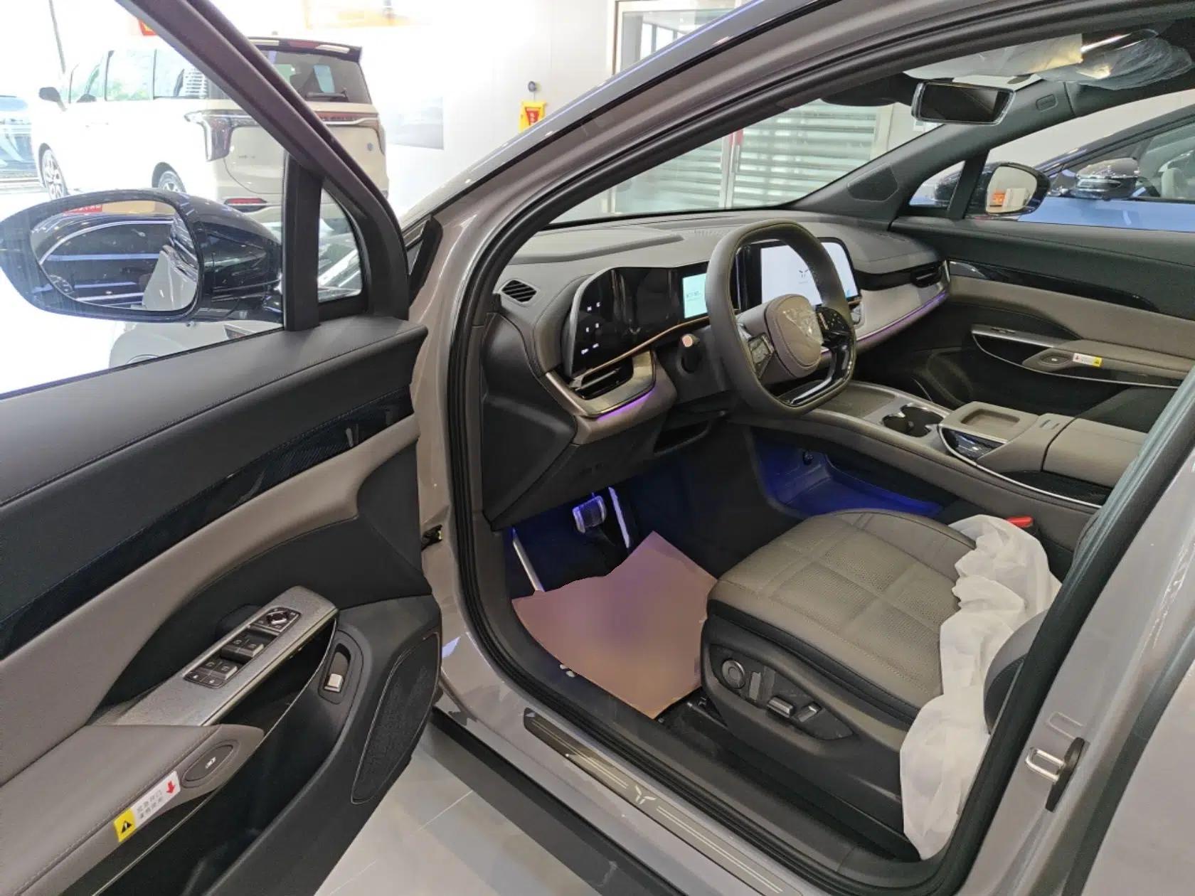 Hongqi Tiangong 08 2025 605 Pioneer Edition — миниатюра 19